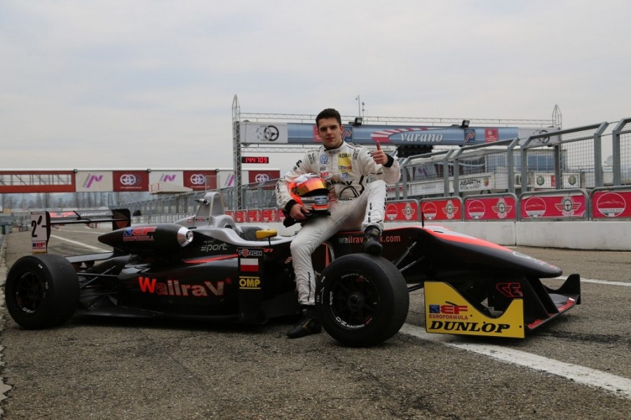 Igor Waliłko w RP Motorsport na sezon 2015